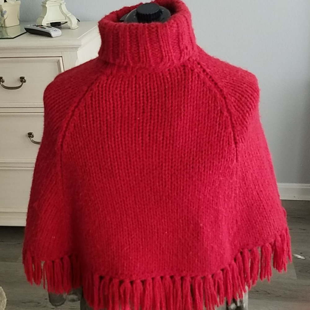 Poncho sweater